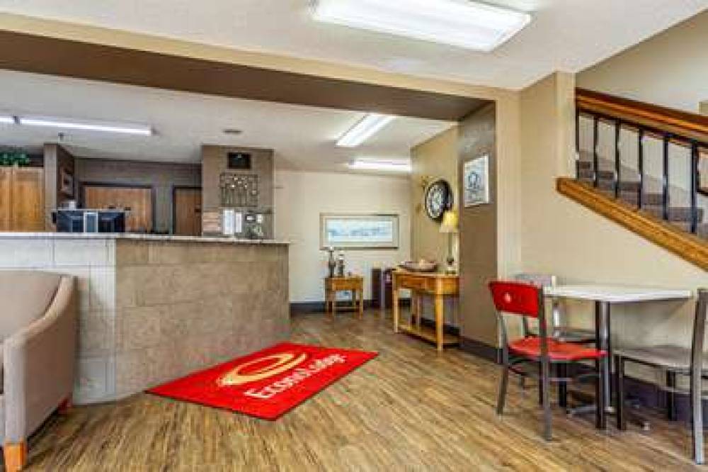 ECONO LODGE SIOUX CENTER 10