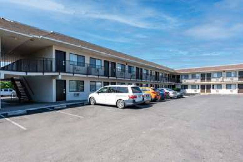 Econo Lodge Stockton Near I 5 Fairg