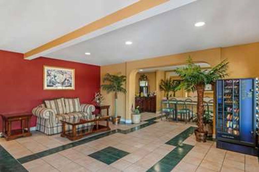 Econo Lodge Union City - Atlanta South 3