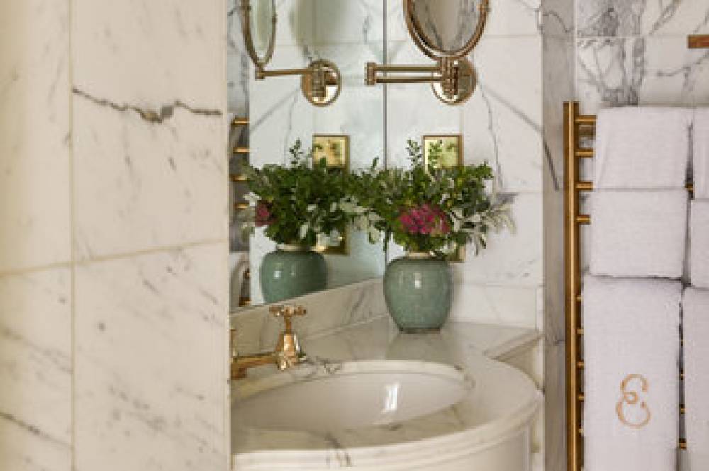 EGERTON HOUSE HOTEL 3