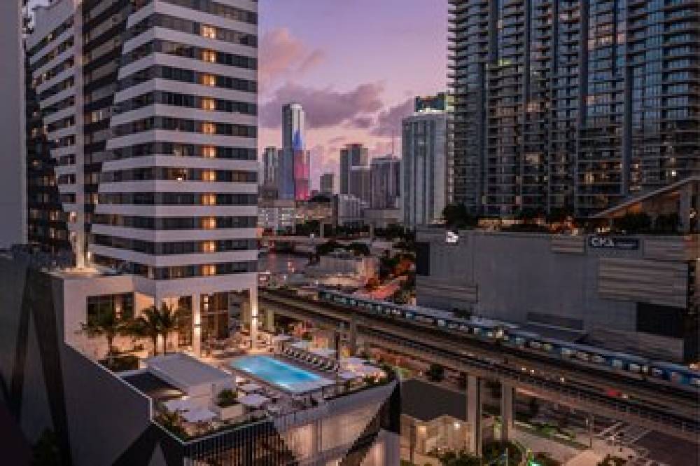 Element Miami Brickell 3