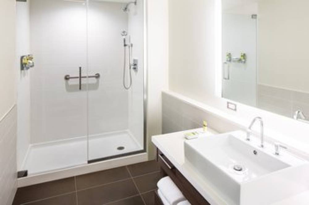 Element By Marriott Miami International Airport 9