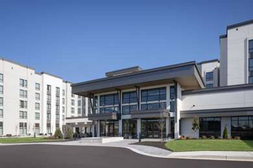 EMBASSY SUITES BOWLING GREEN 2
