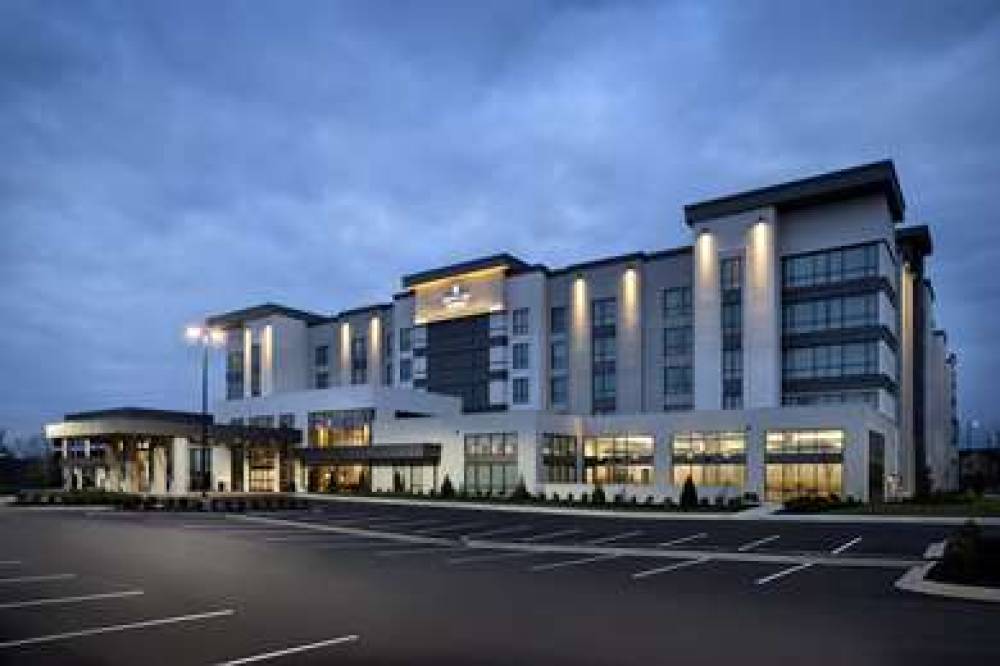 EMBASSY SUITES BOWLING GREEN 1