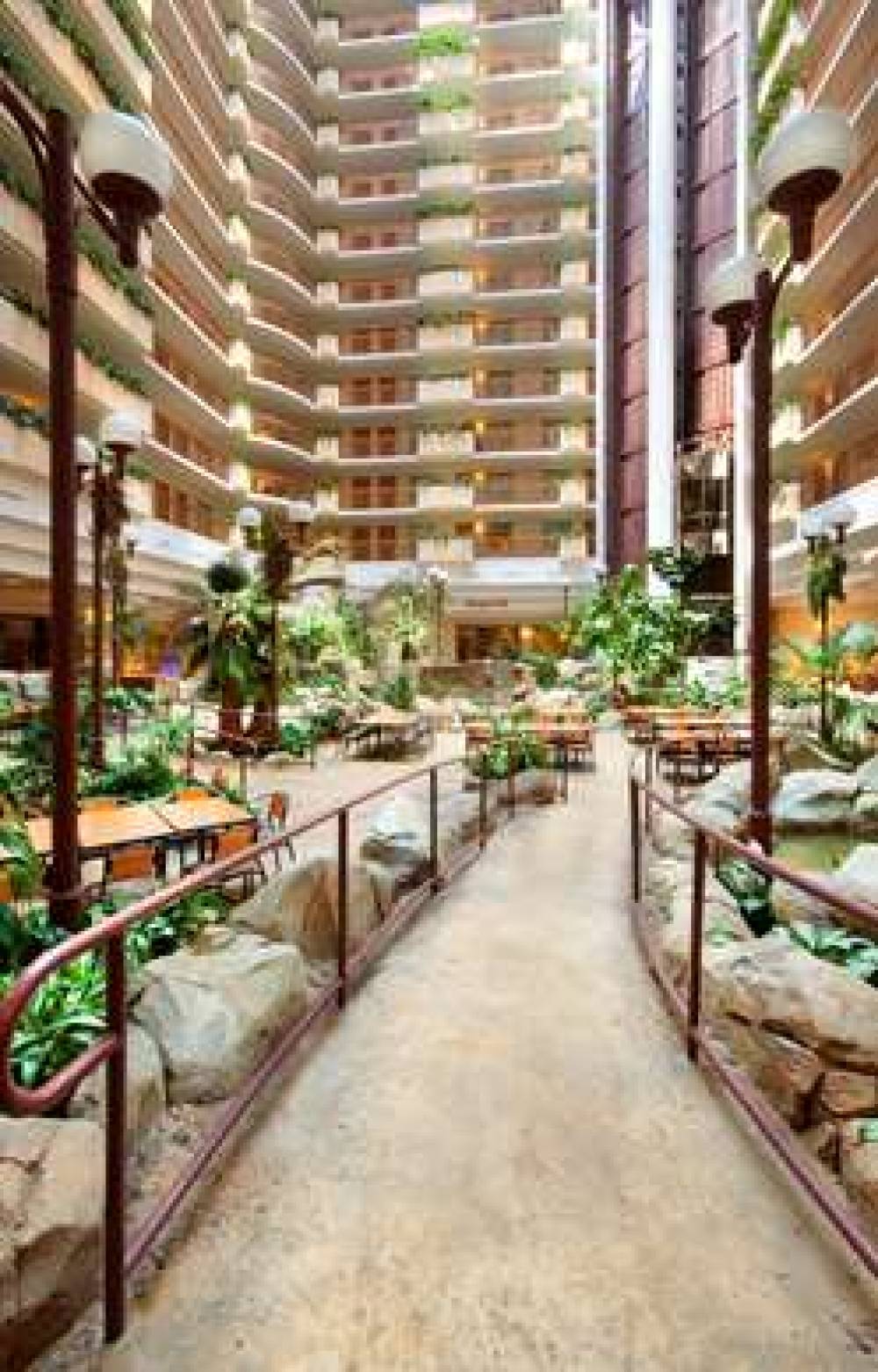 Embassy Suites By Hilton Anaheim-South 3