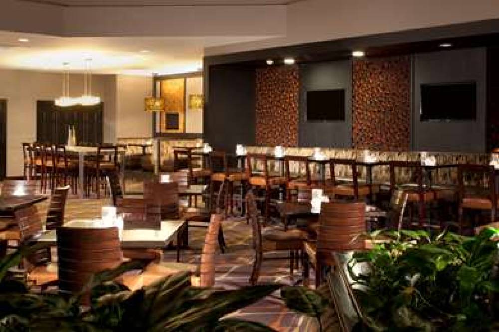 Embassy Suites By Hilton Austin-Arboretum 10