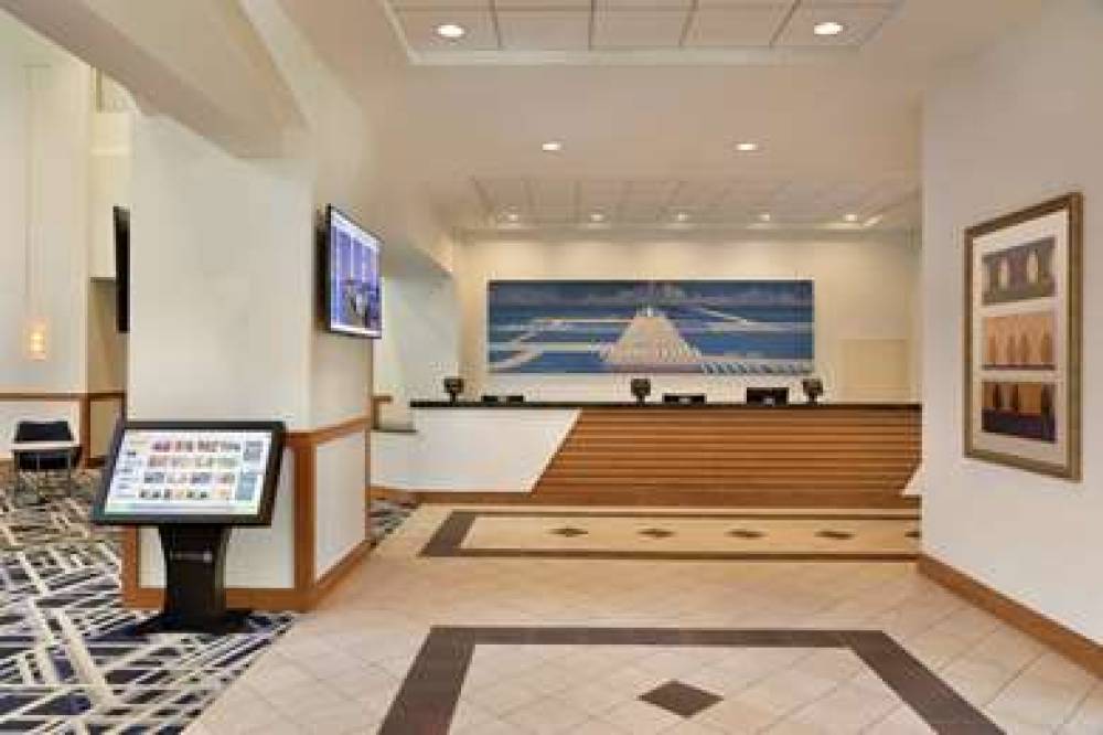 Embassy Suites By Hilton Boston At Logan Airport 10
