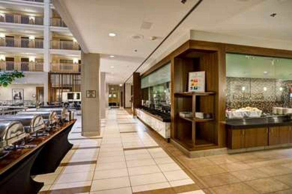 Embassy Suites By Hilton Chicago-Downtown 2
