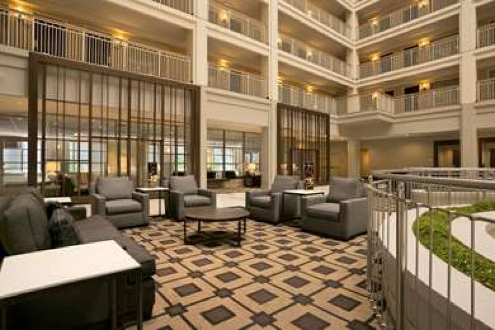 Embassy Suites By Hilton Chicago-Downtown 10