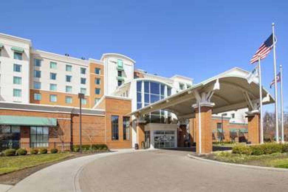 Embassy Suites By Hilton Columbus Airport 1