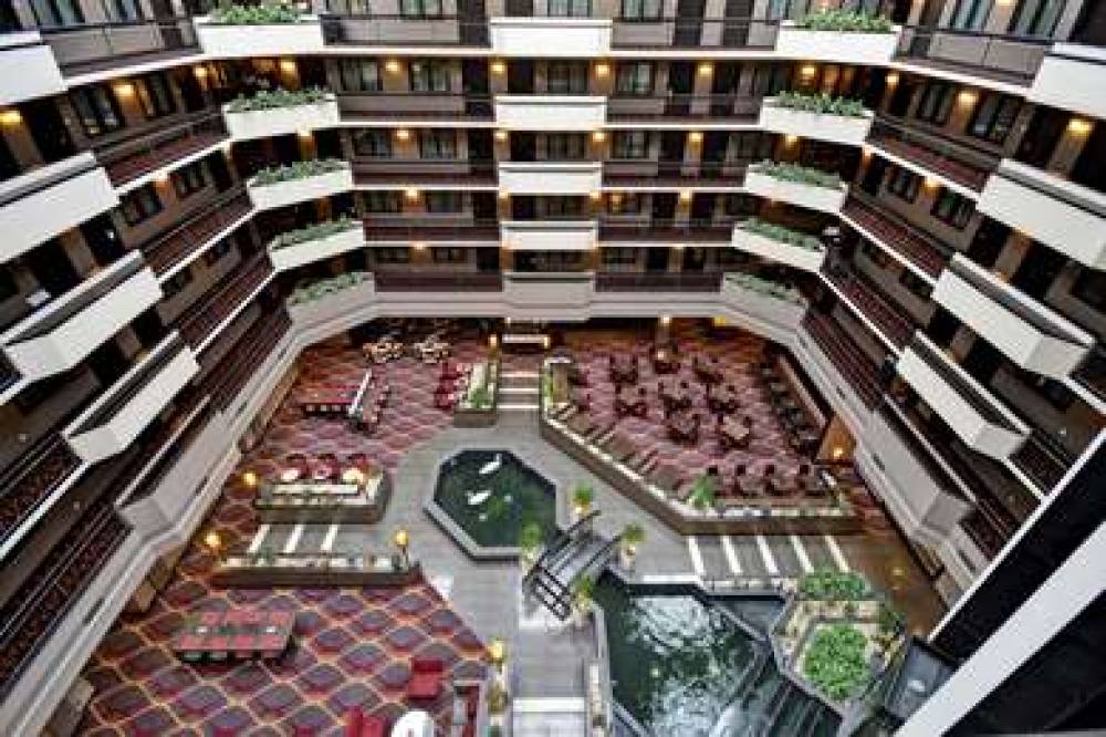 Embassy Suites By Hilton Dulles Airport 9