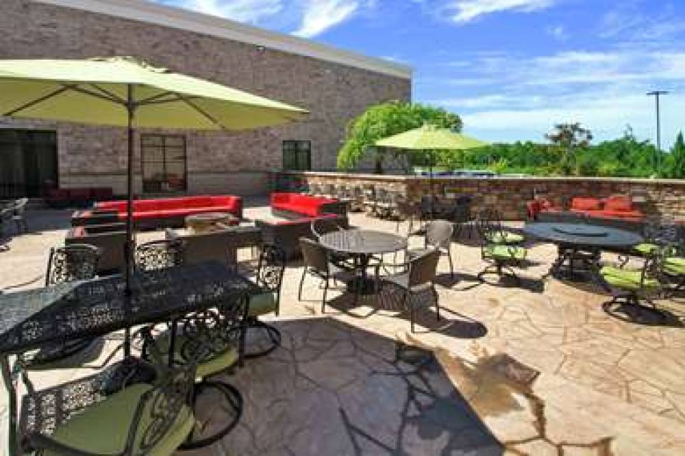 Embassy Suites By Hilton Fayetteville/Fort Bragg 2