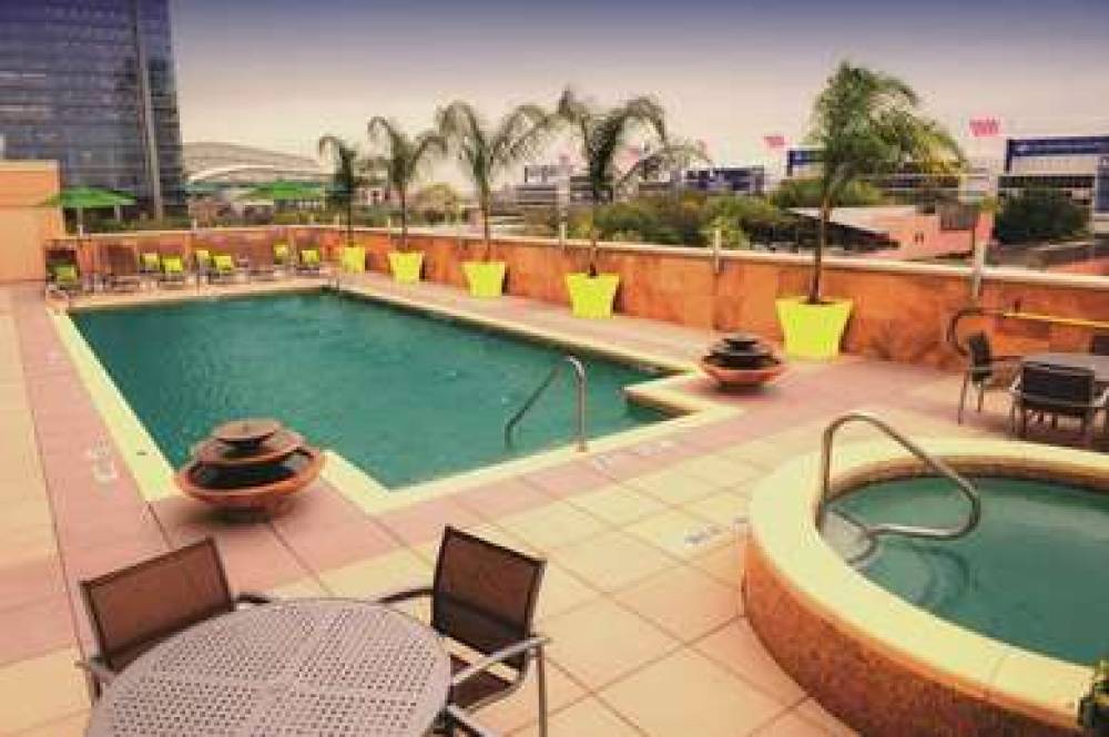 Embassy Suites By Hilton Houston Downtown 10