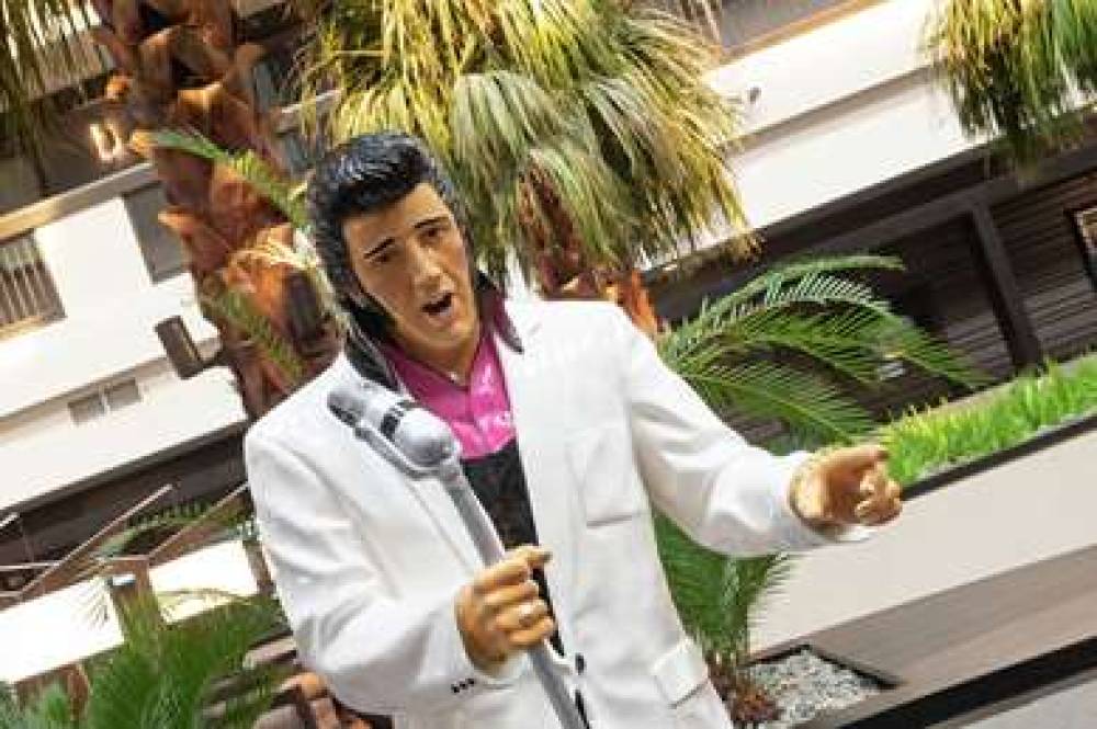 Embassy Suites By Hilton Las Vegas 10