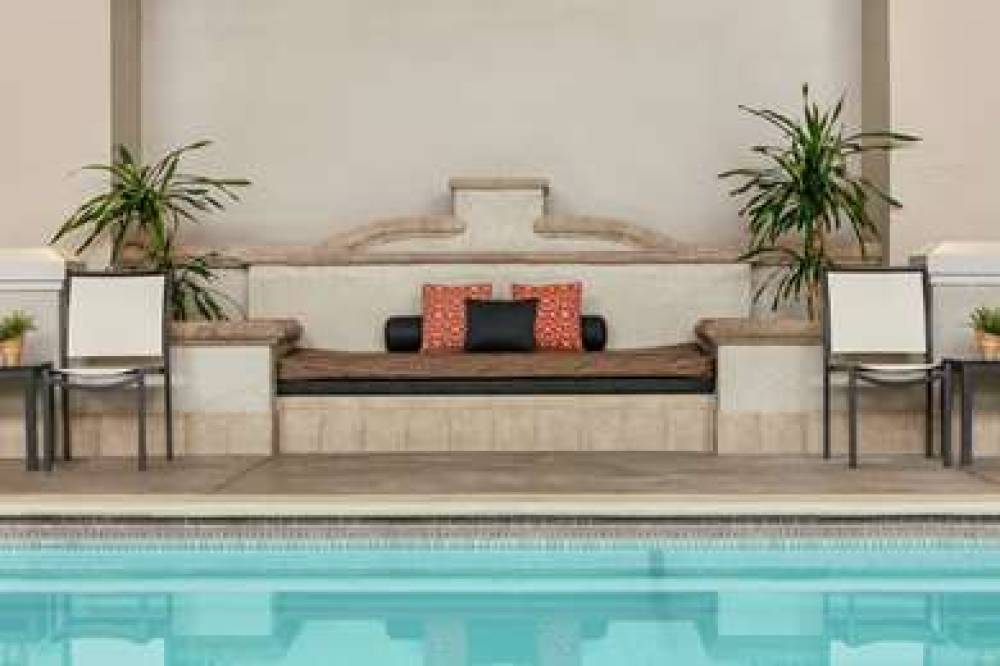 Embassy Suites By Hilton Los Angeles - Downey 8