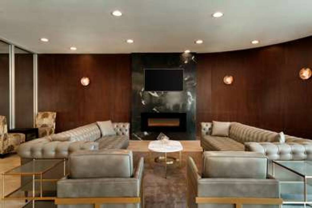 Embassy Suites By Hilton Los Angeles Glendale 5