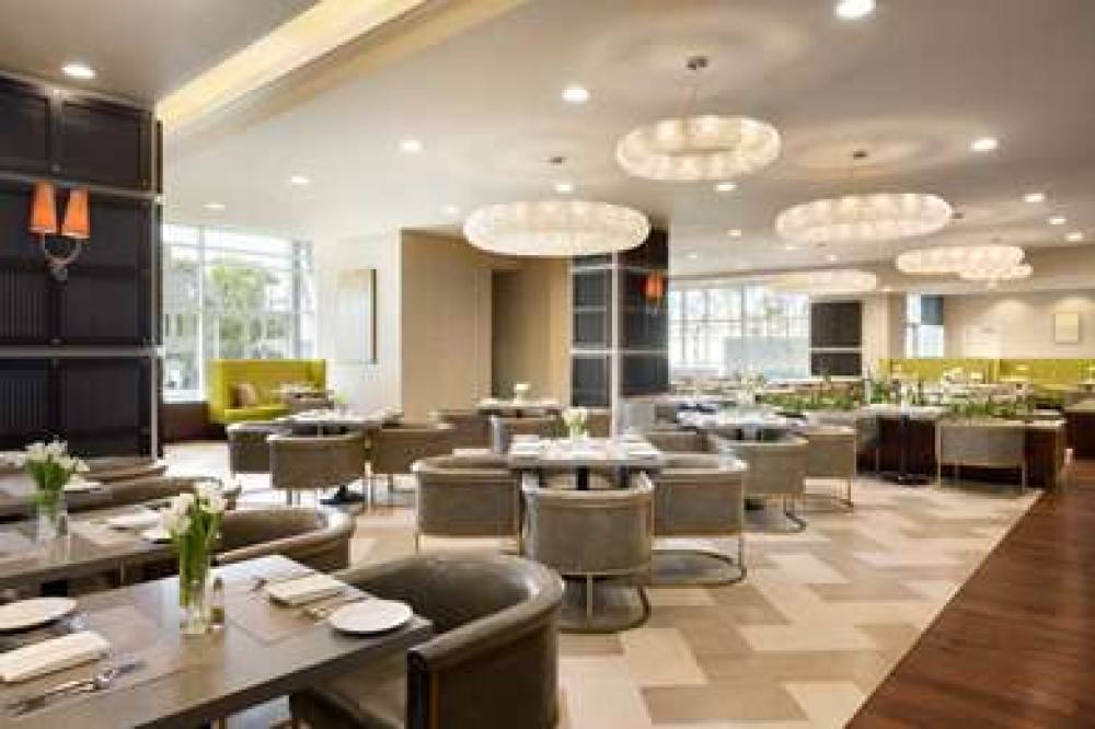 Embassy Suites By Hilton Los Angeles Glendale 7