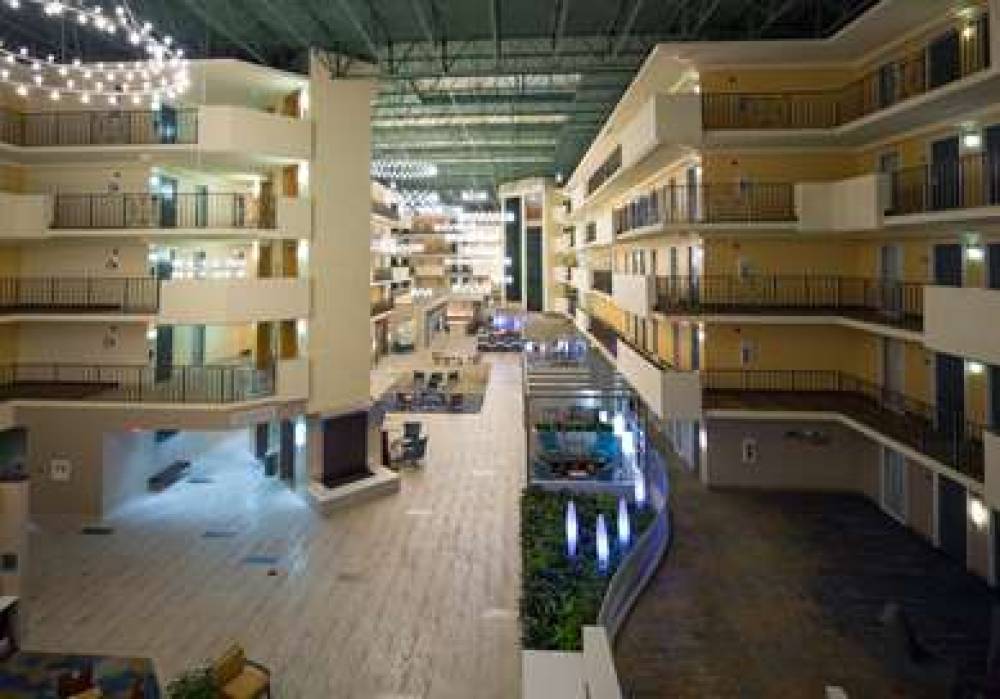 Embassy Suites By Hilton Memphis 9