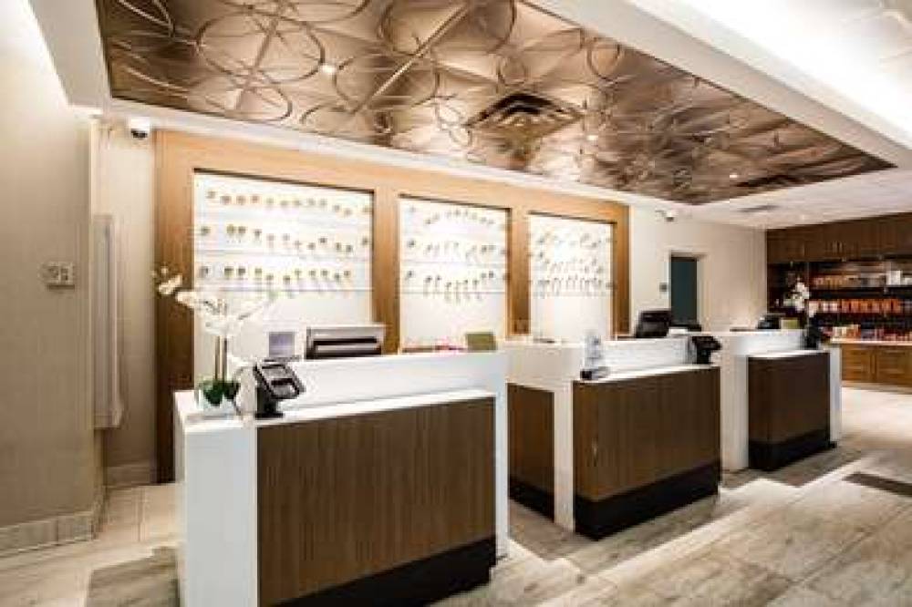 Embassy Suites By Hilton Memphis 4