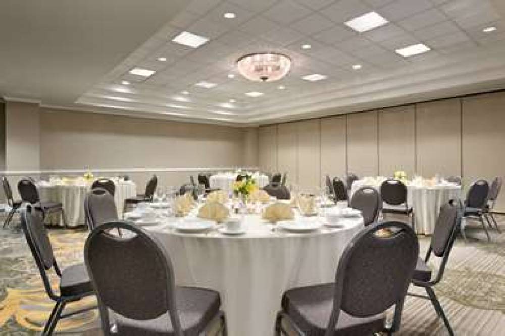 Embassy Suites By Hilton Newark-Wilmington South 10