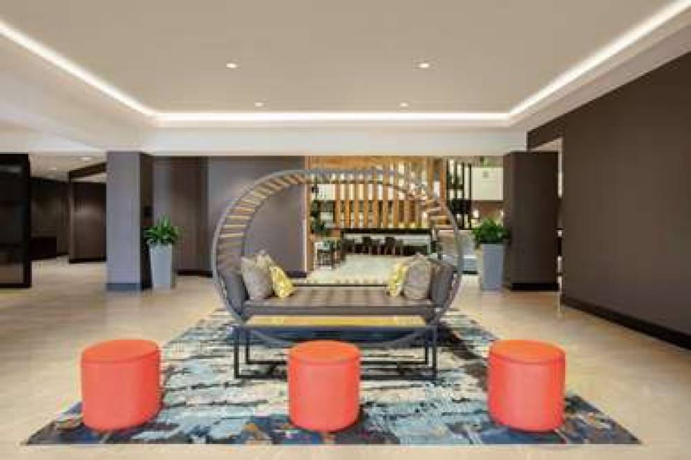 Embassy Suites By Hilton Orlando Airport 3