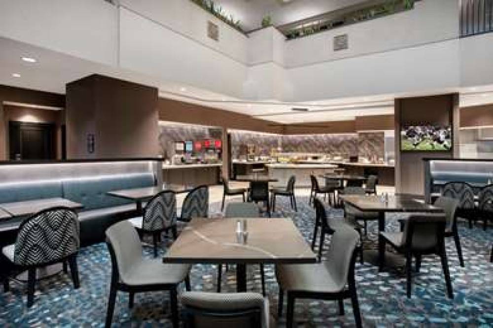 Embassy Suites By Hilton Orlando Airport 9