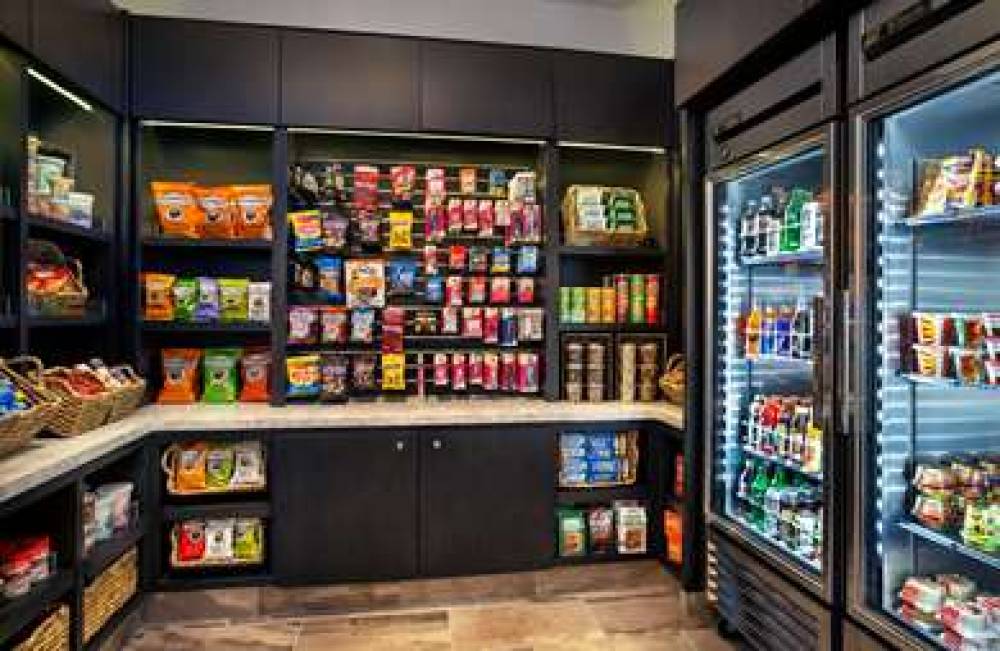 Embassy Suites By Hilton Orlando-Int'l Drive 8