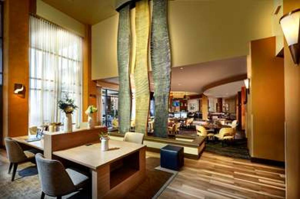 Embassy Suites By Hilton Phoenix - Scottsdale 4