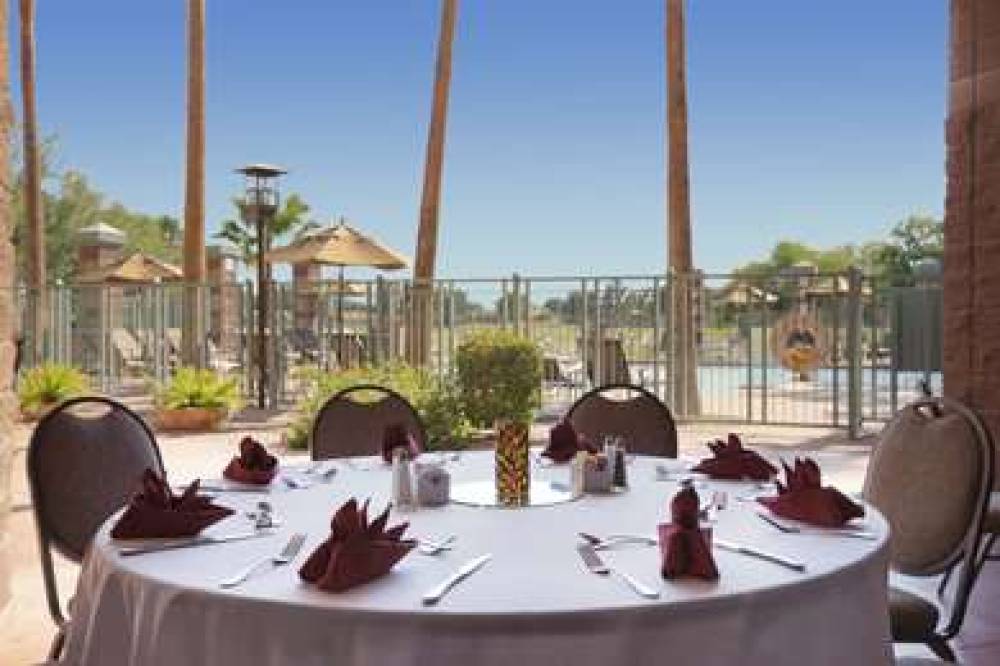Embassy Suites By Hilton Phoenix - Scottsdale 1