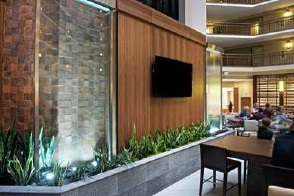 Embassy Suites By Hilton Portland-Washington Squa 7