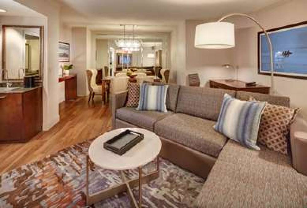 Embassy Suites By Hilton San Diego-La Jolla 10