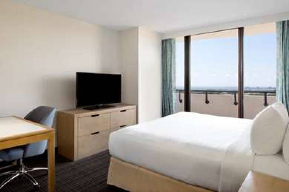 Embassy Suites By Hilton Tampa-Airport-Westshore 2