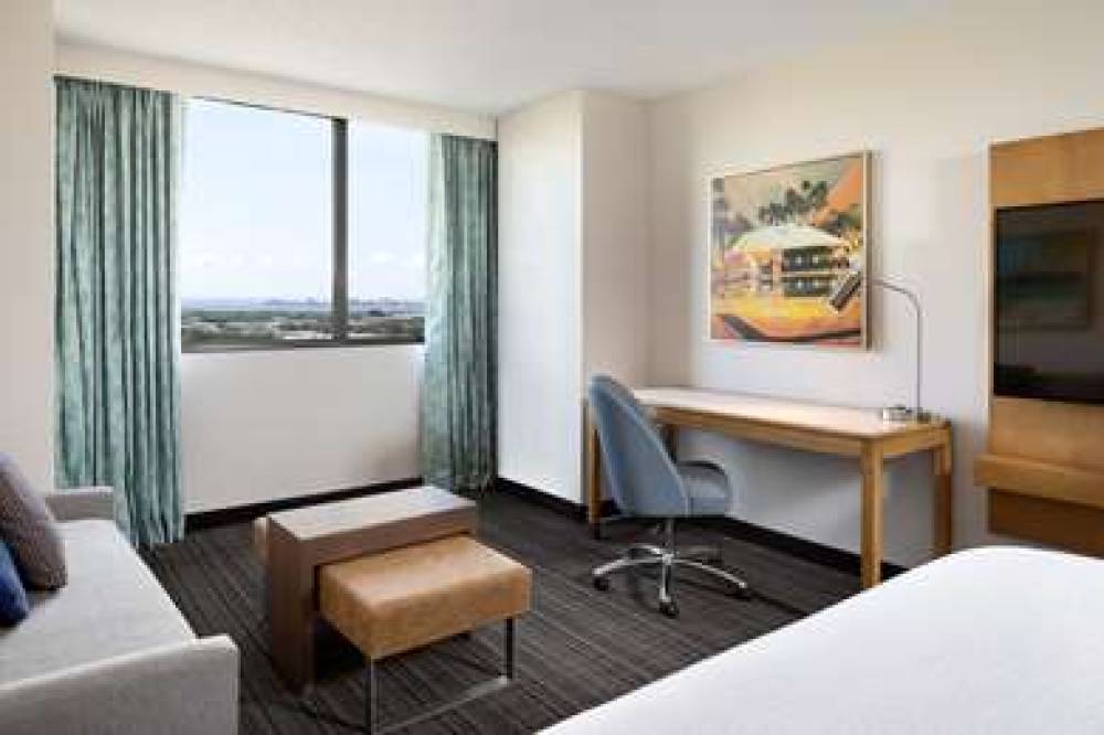 Embassy Suites By Hilton Tampa-Airport-Westshore 8