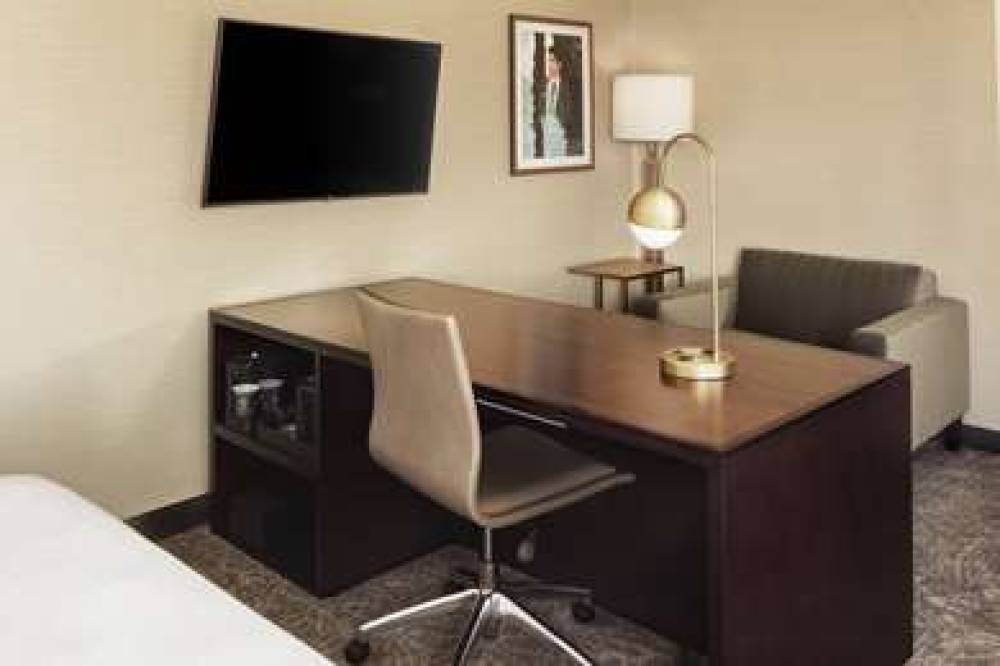 Embassy Suites By Hilton Tysons Corner 9