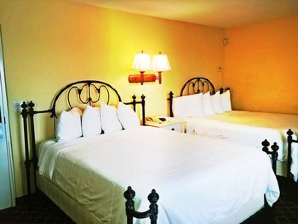 Emerald Shores Hotel