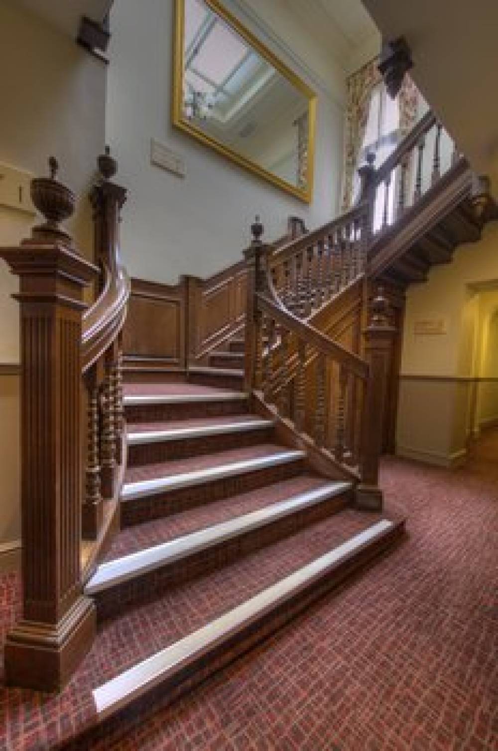 ETHORPE HOTEL 3