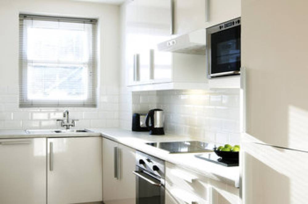 Europa House Apartments 4