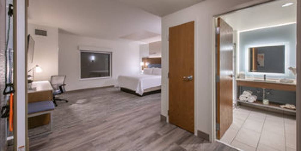 EVEN HOTEL COBB GALLERIA 10