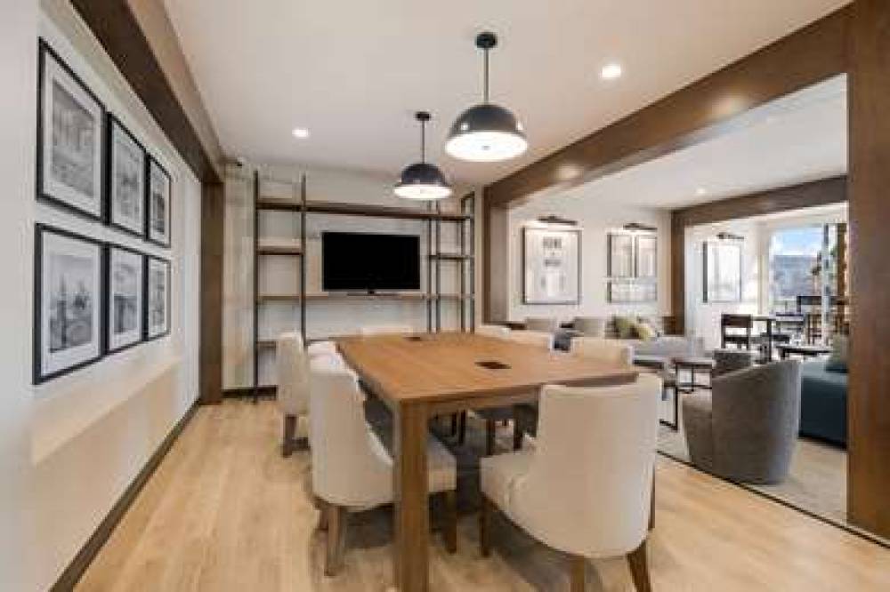 EVERHOME SUITES CORONA 7