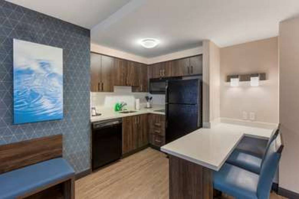 EX RES MISSISSAUGA 1
