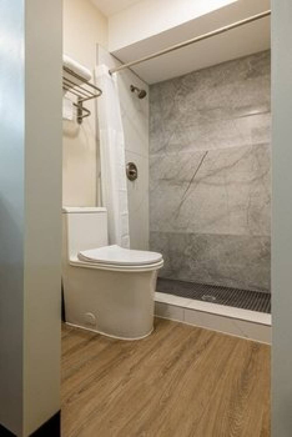 Exclusivo Inn By OYO 8