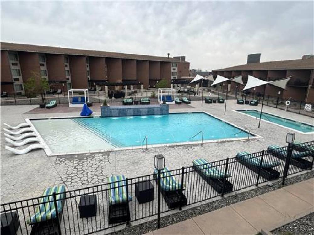 Executive Residency By Best Western Denver East 8