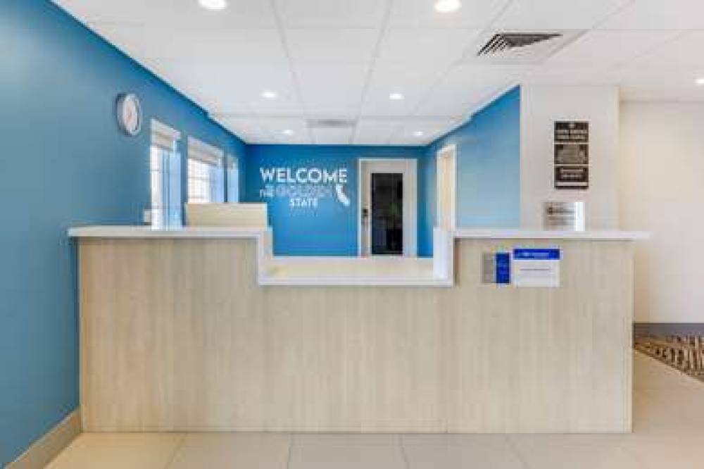 Executive Residency By Best Western Victorville 3