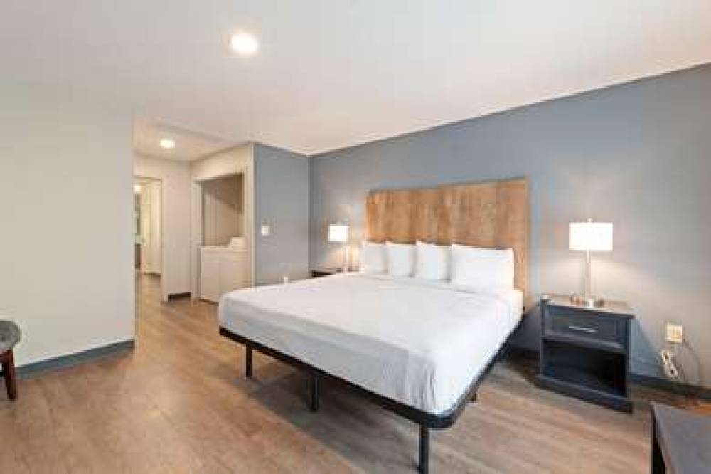 Extended Stay America - Charlotte - Airport 8