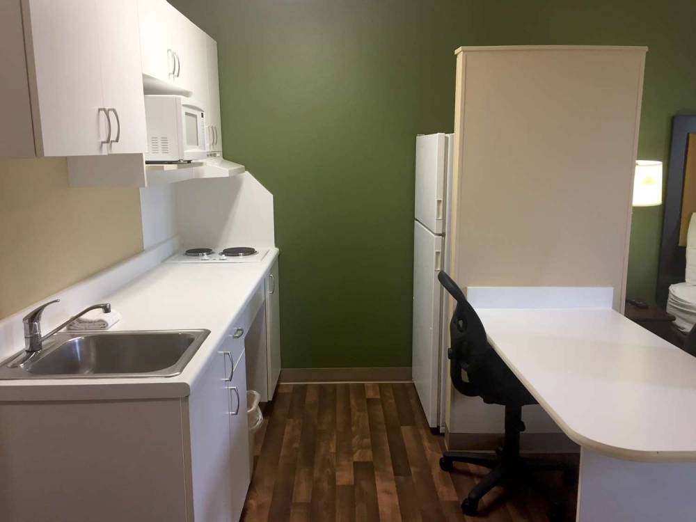 Extended Stay America - Chicago - Downers Grove 8