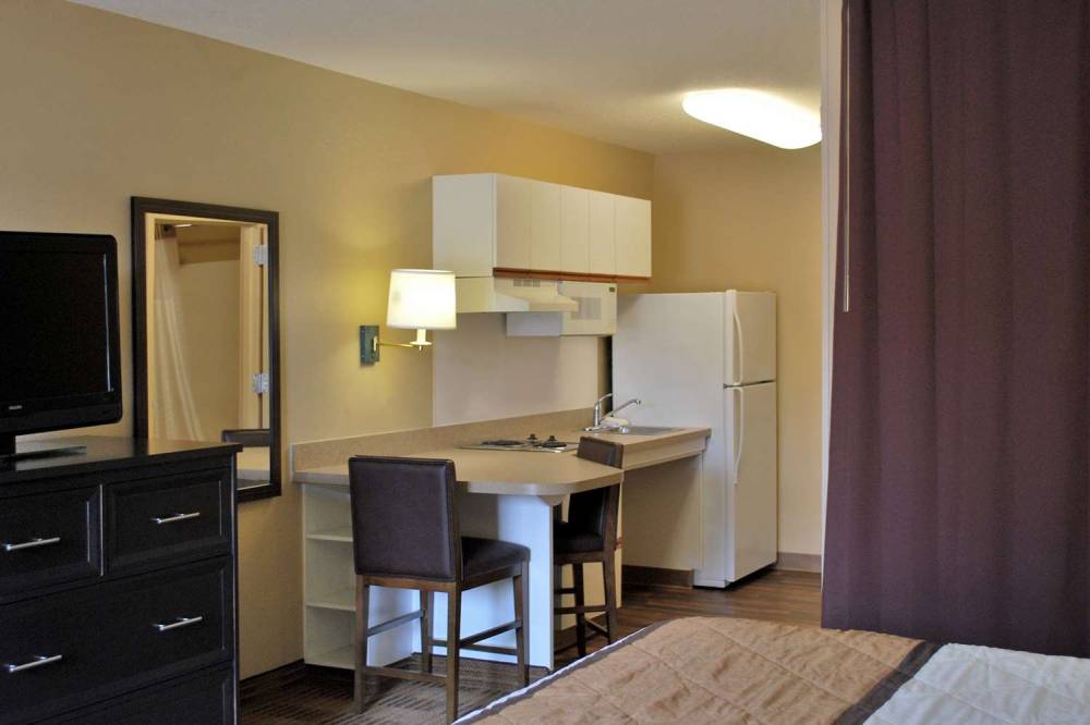 Extended Stay America - Chicago - Lombard - Oakbrook 9
