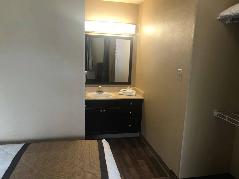 Extended Stay America - Houston - NASA - Bay Area Blvd 7