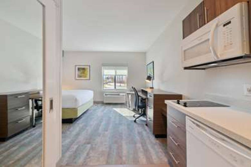 EXTENDED STAY AMERICA PREM STE 10