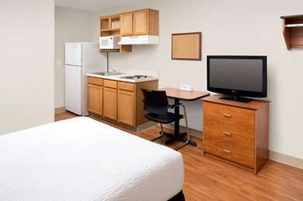 EXTENDED STAY AMERICA SELECT 10