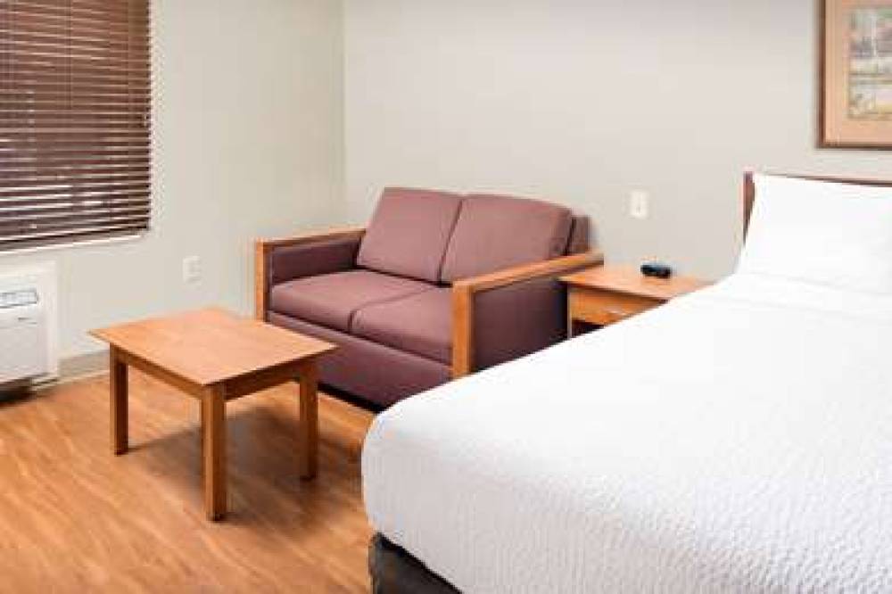 EXTENDED STAY AMERICA SELECT 6